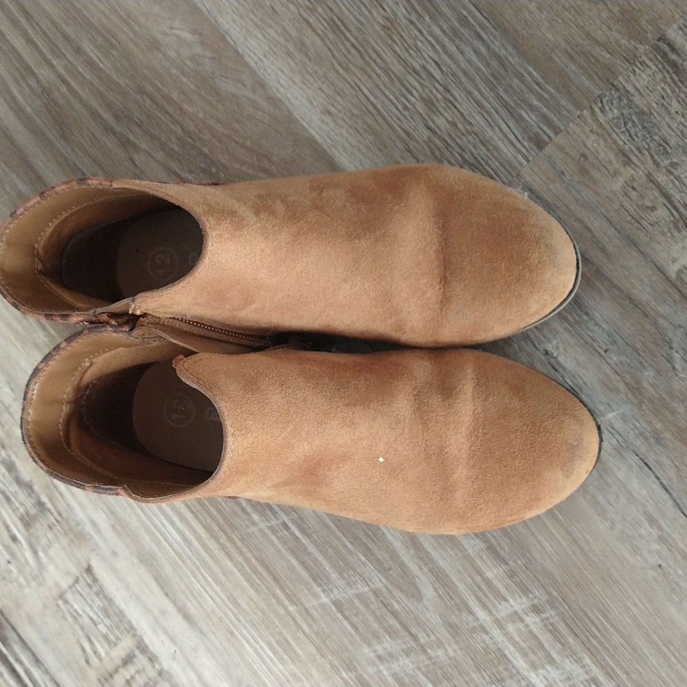 Girls short booties
